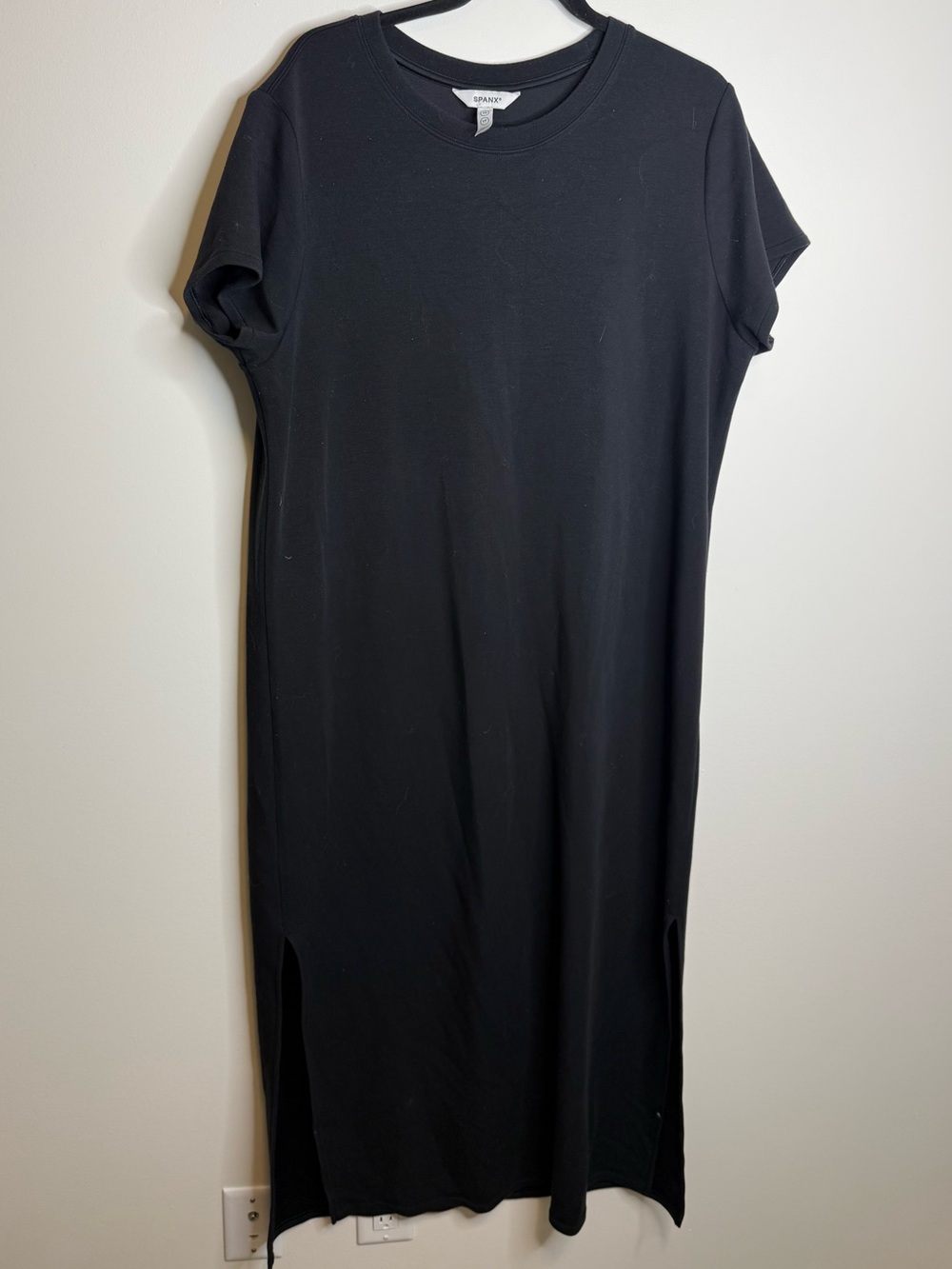 SPANX Black Short-Sleeve Maxi T-Shirt Dress with Side Slits size 1x